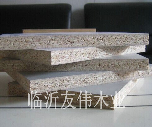 膠合板滑？滑？滑？
