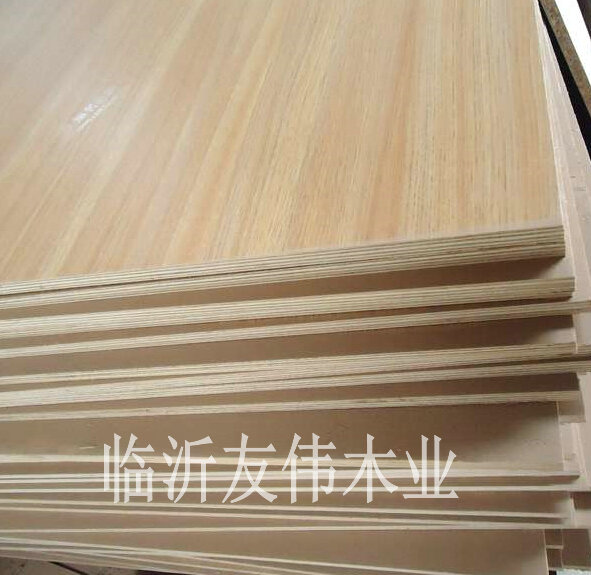 膠合板的密度多少，受什么因素影響